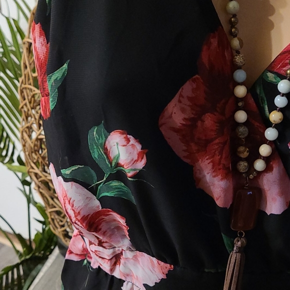 CHARLOTTE RUSSE SUMMER MED MULTI ROMPER - Picture 7 of 16